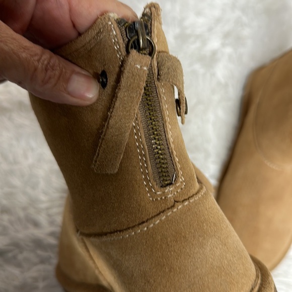 Bjorndal Shearling Fringe Boots Like New Condition Leather upper - Picture 6 of 11